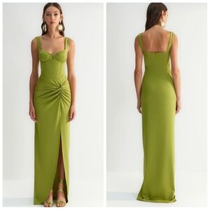 Zeynep Tosun X Trendyol Vibrant Green Maxi Dress